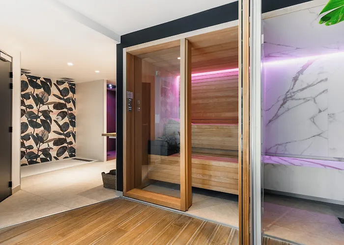 Cit'Hotel Le Cornouaille Hotel